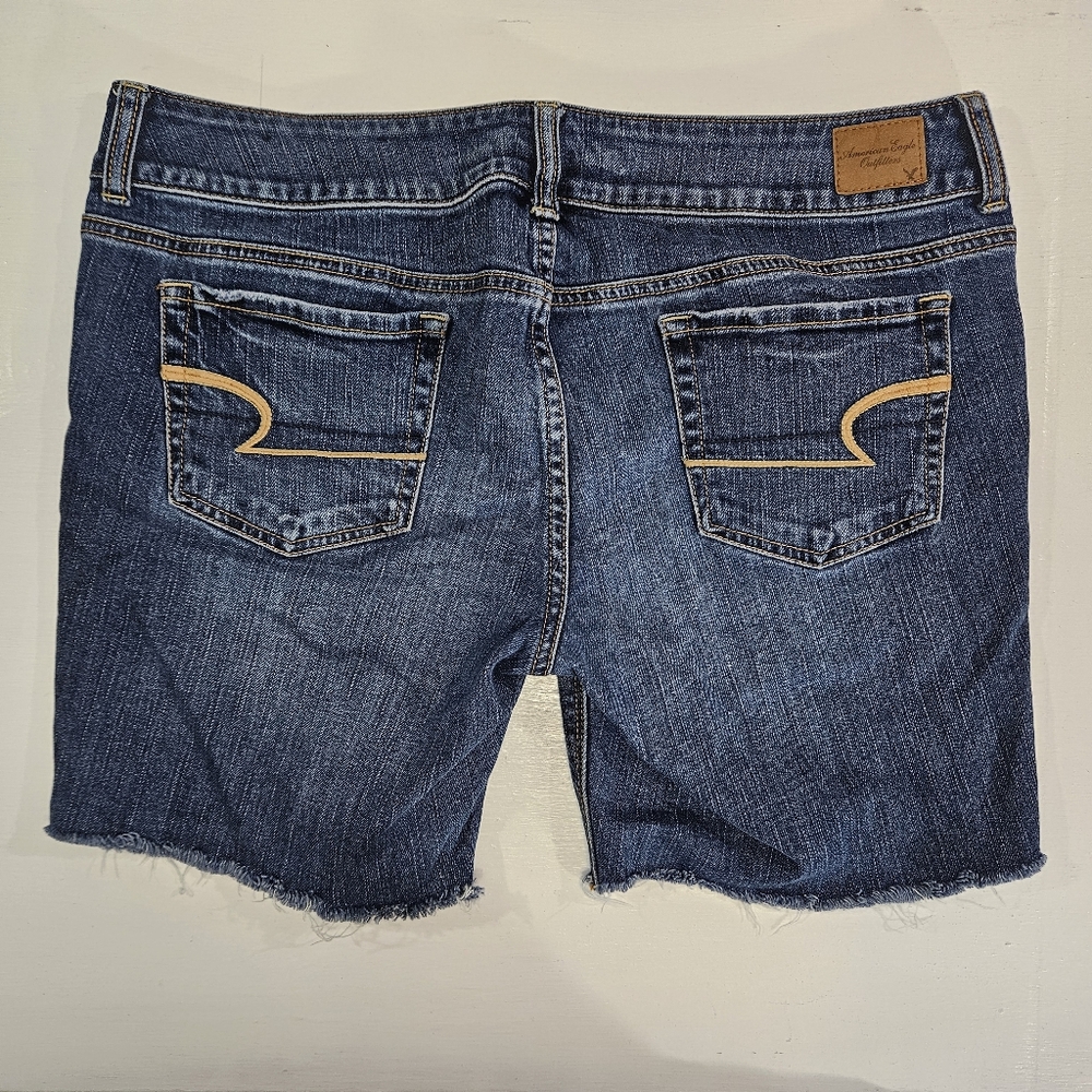 American Eagle Outfitters Artist cut-off denim jean shorts women's size … - Picture 2 of 11